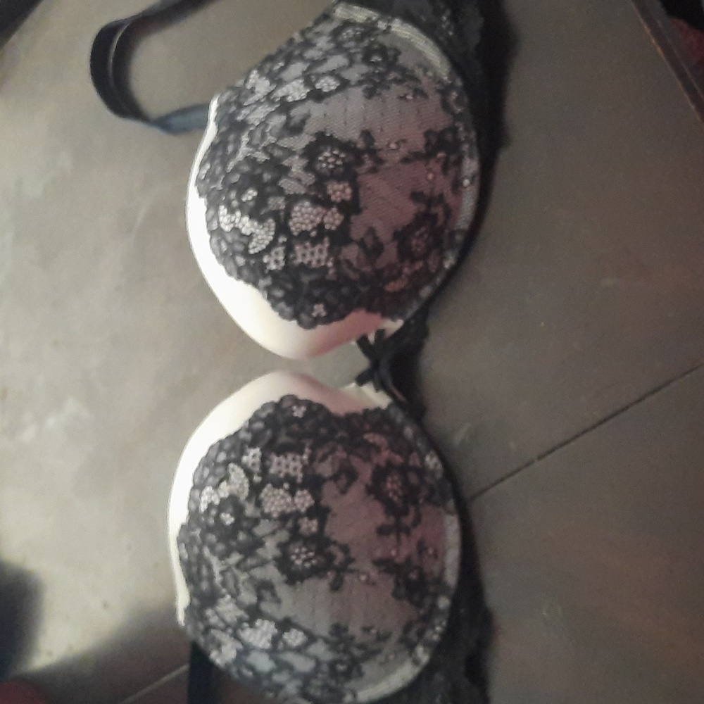 Victoria Secret Bra